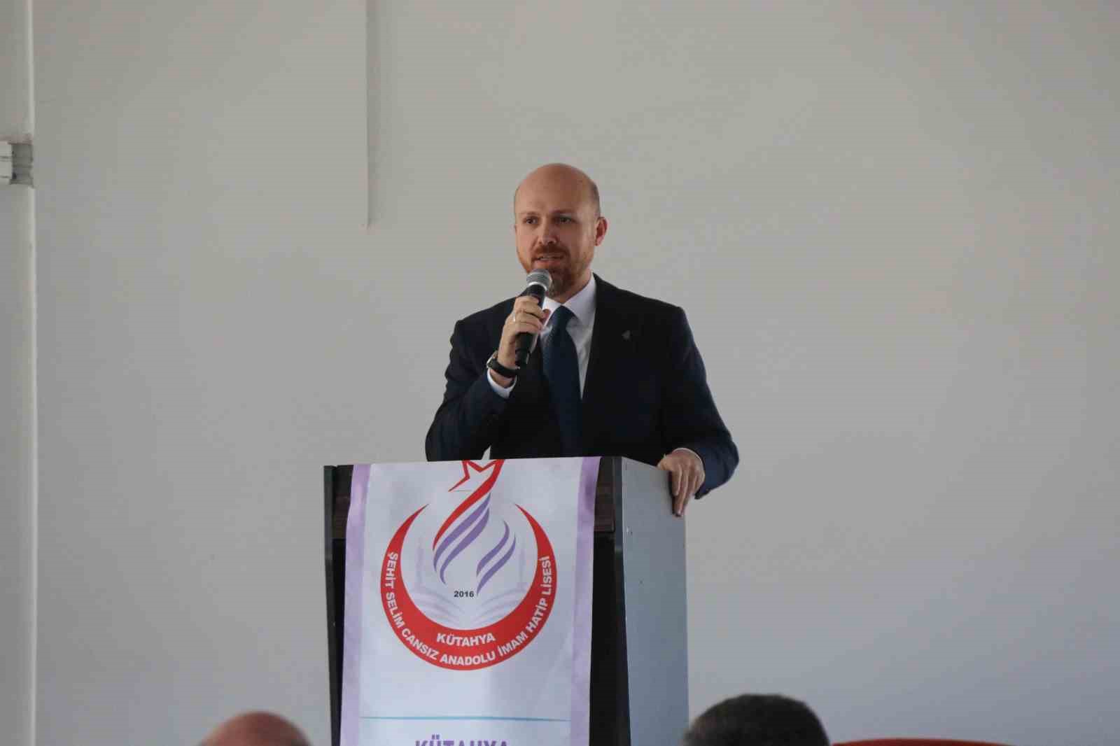 Bilal Erdoğan, K&uuml;tahya&rsquo;da &ouml;ğrencilerle buluştu
