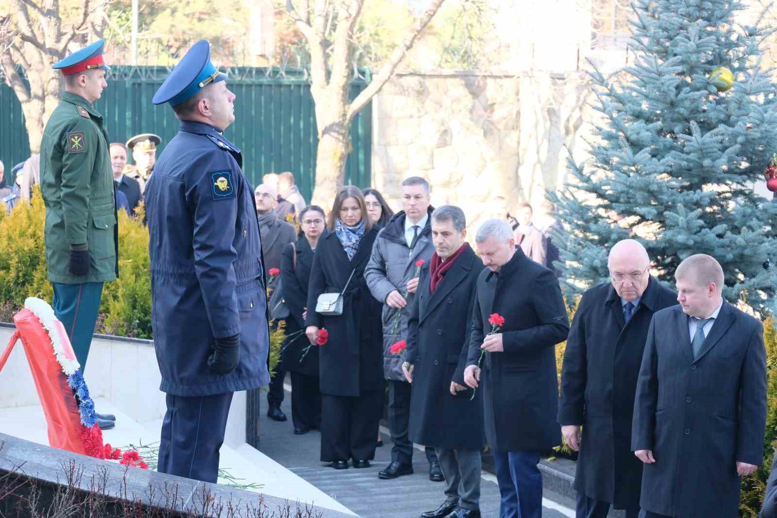 Rus Büyükelçi Karlov Ankara’da anıldı