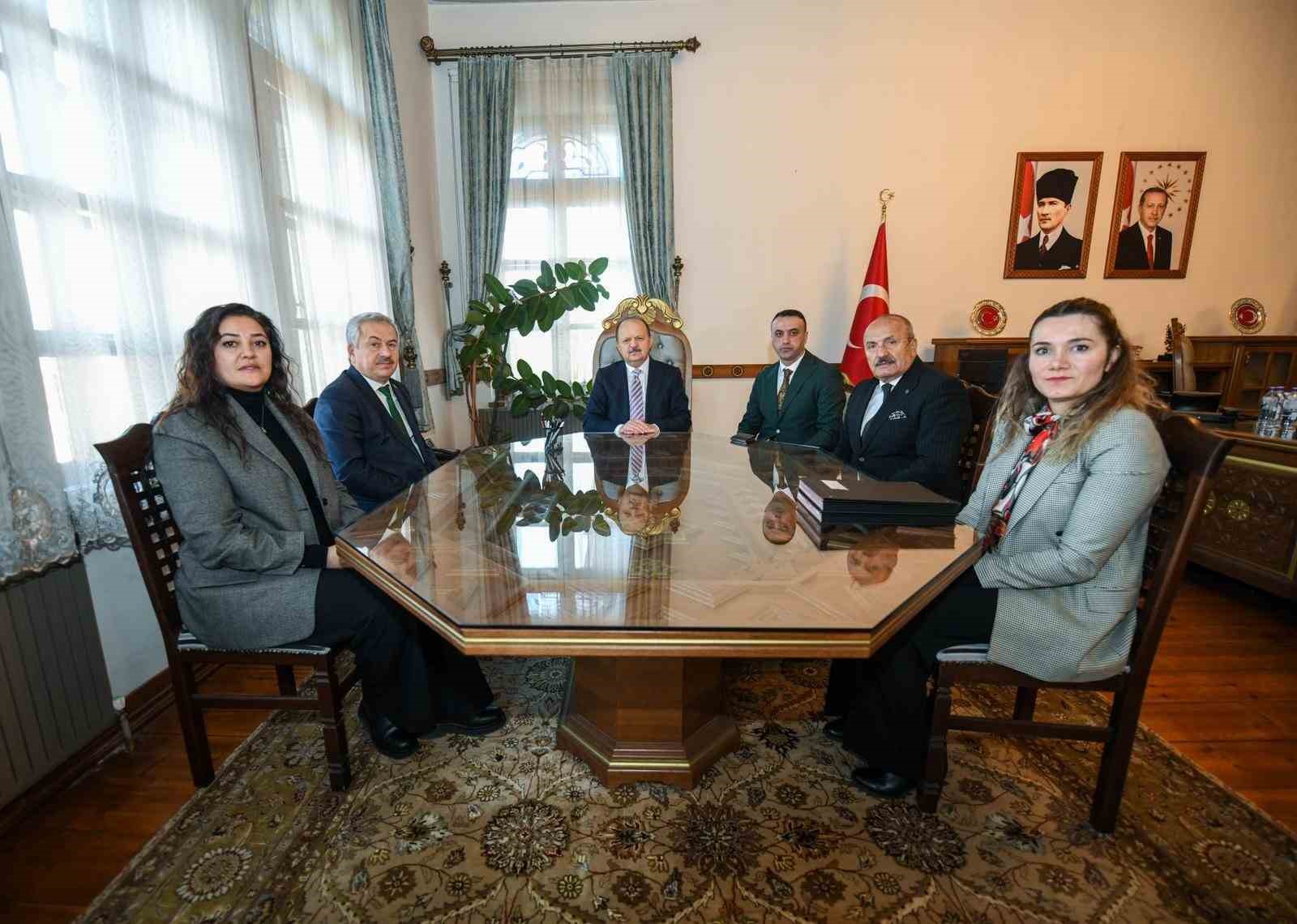 Taşk&ouml;pr&uuml; Belediyesi, 2 milyon liralık hibe desteğiyle yaşlılara evde bakım desteği sağlayacak
