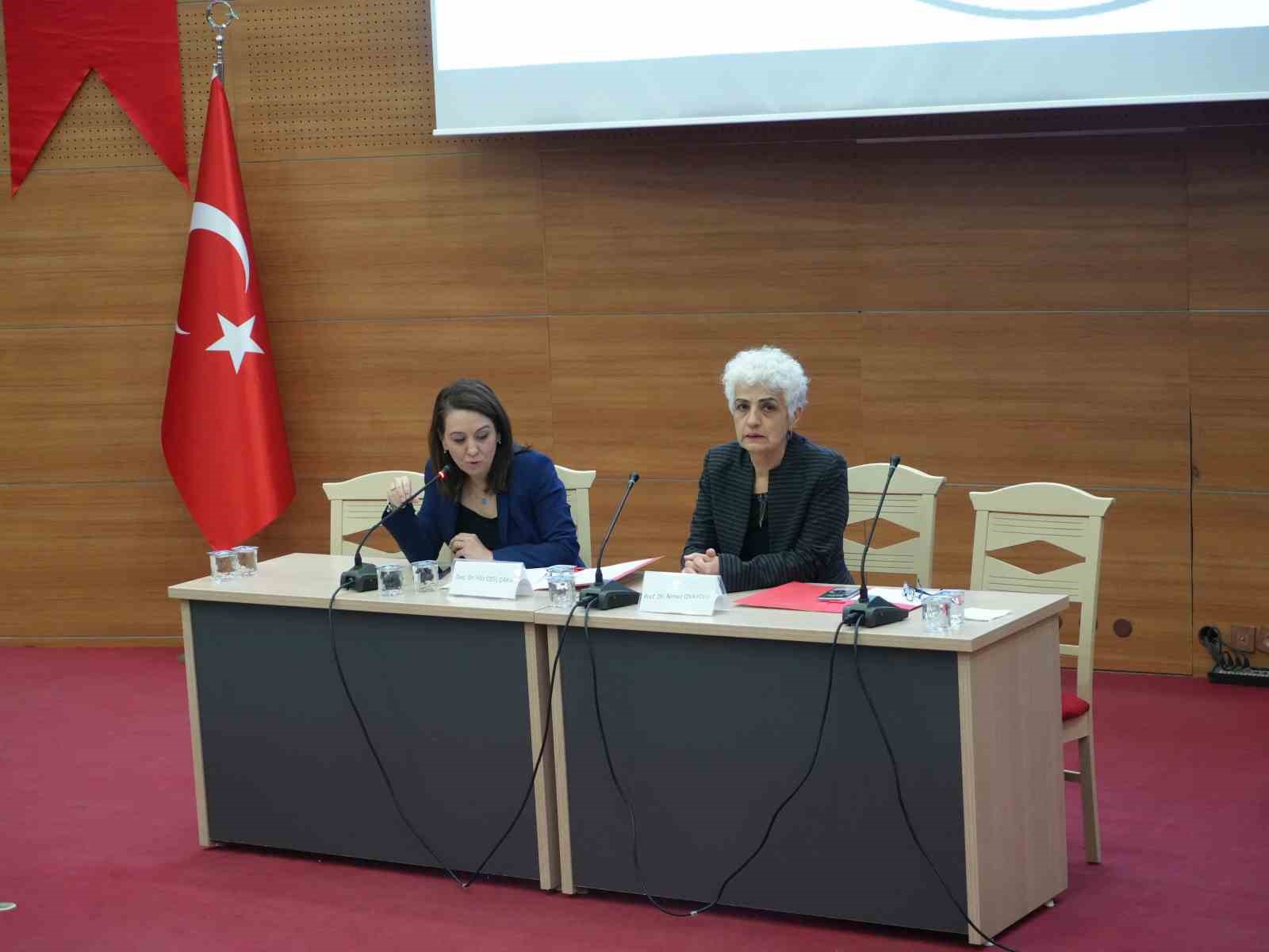 Kastamonu &Uuml;niversitesi&rsquo;nde "Sağlık Turizmi ve Kapsayıcı Sağlık Yaklaşımları" masaya yatırıldı
