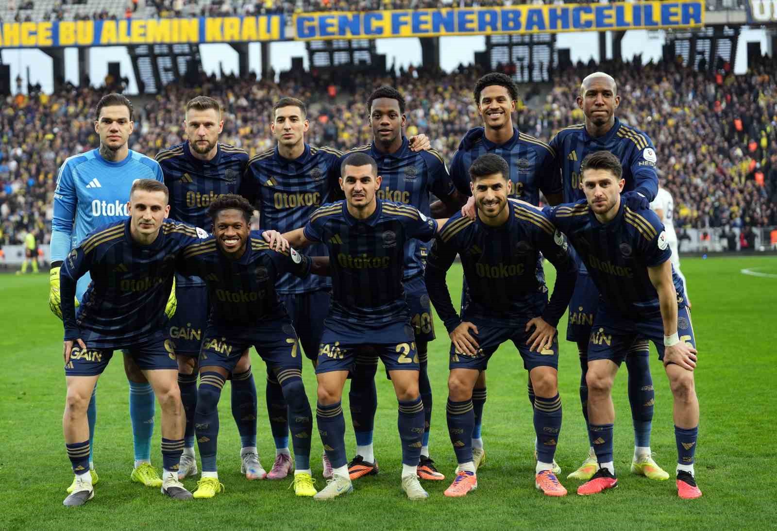 Domenico Tedesco&rsquo;dan, Ey&uuml;pspor ma&ccedil;ında 2 değişiklik
