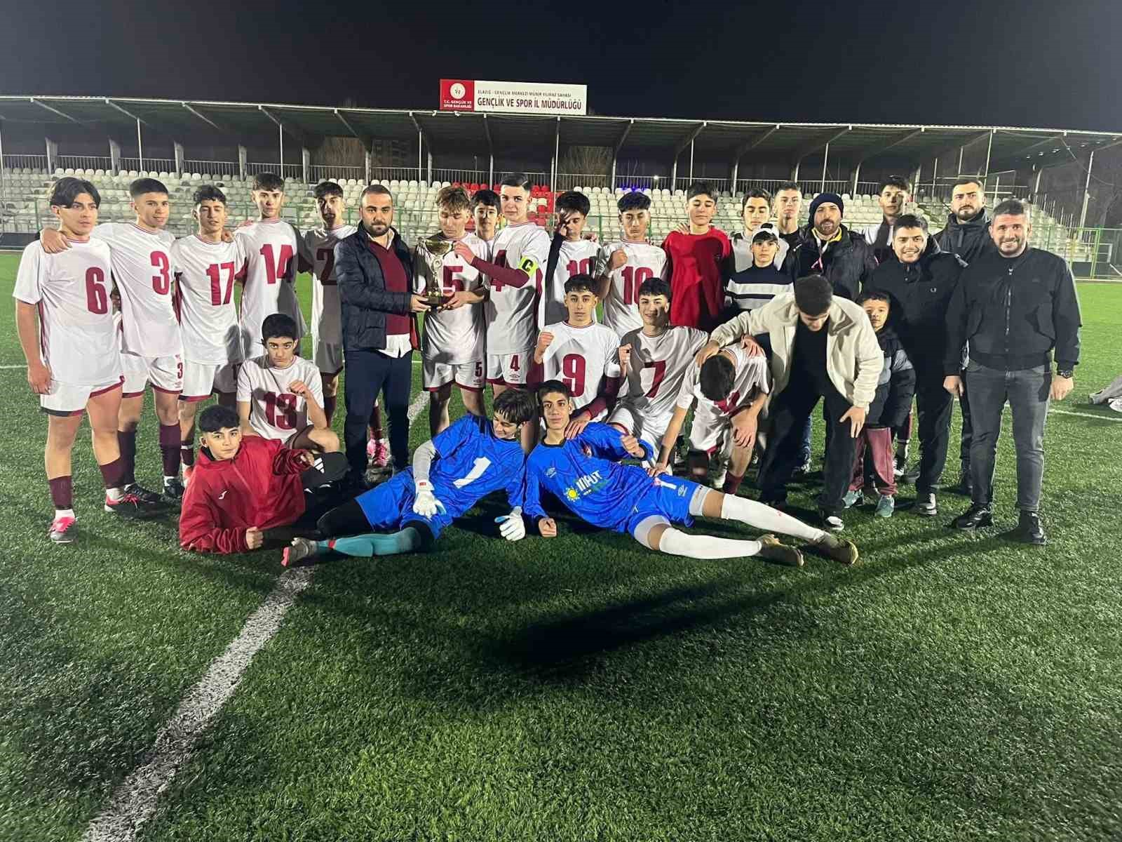 Elazığspor U16 Ligi&rsquo;nde şampiyon oldu
