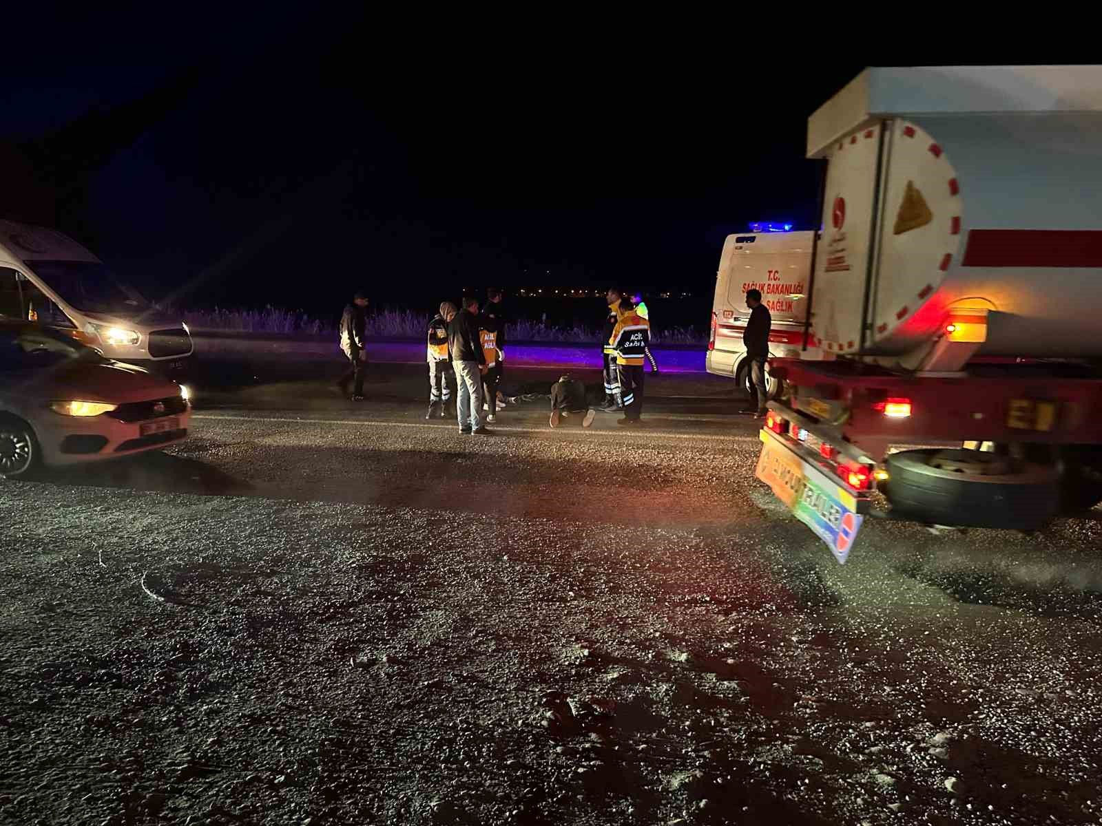 Yolun karşısına ge&ccedil;erken otomobilin &ccedil;arptığı yaşlı adam hayatını kaybetti
