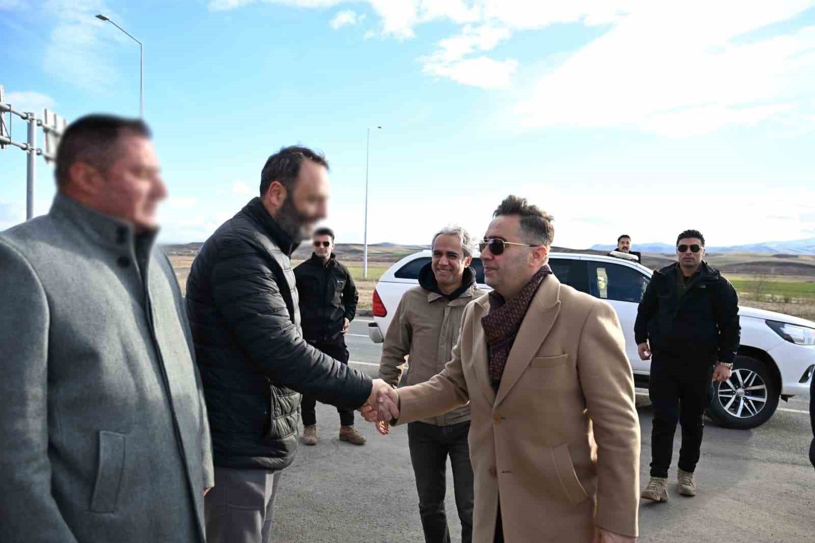 Ağrı Emniyet M&uuml;d&uuml;r&uuml; &Ouml;nder, narkotik ekiplerinin &ccedil;alışmalarını yerinde inceledi
