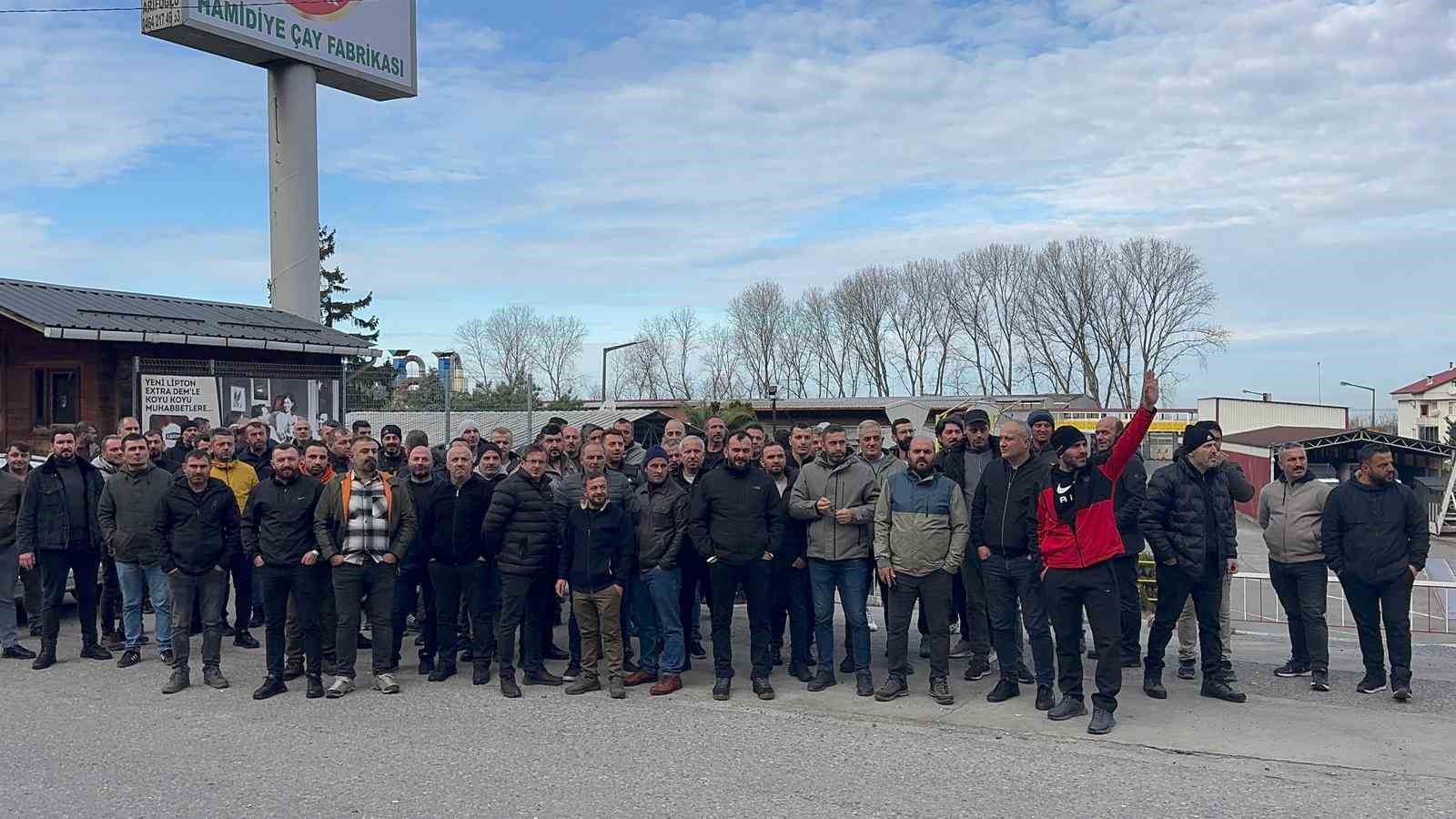 Rize&rsquo;de satılan &ccedil;ay fabrikasının iş&ccedil;ilerinin tazminat pazarlığı
