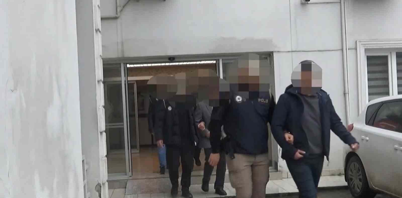 Sakarya merkezli toplam 4 ilde FETÖ/PDY operasyonu: 3 şahıs tutuklandı