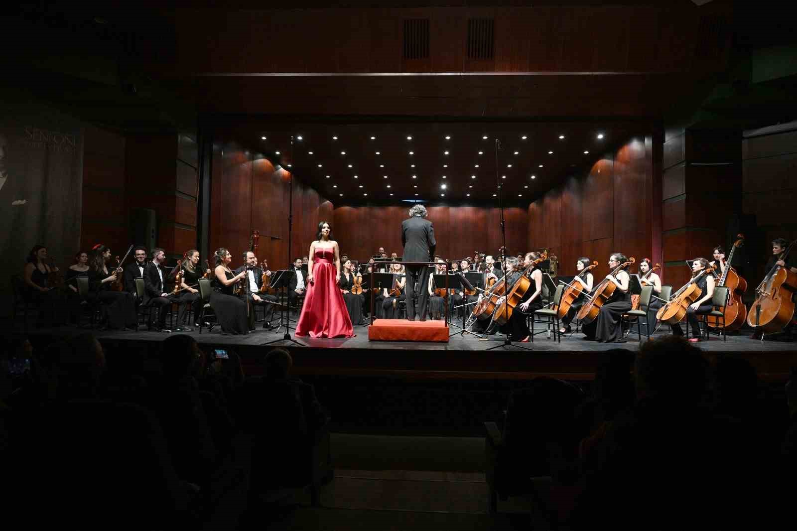 Anadolu &Uuml;niversitesi Senfoni Orkestrası&rsquo;ndan yeni yıl konseri

