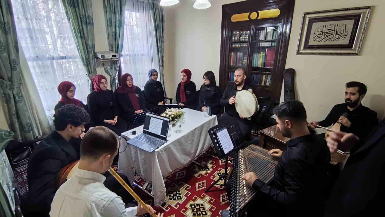 Uğurelli: "Yiğitbaş Gen&ccedil;lik Merkezi &ouml;rnek bir &ccedil;alışma y&uuml;r&uuml;t&uuml;yor"
