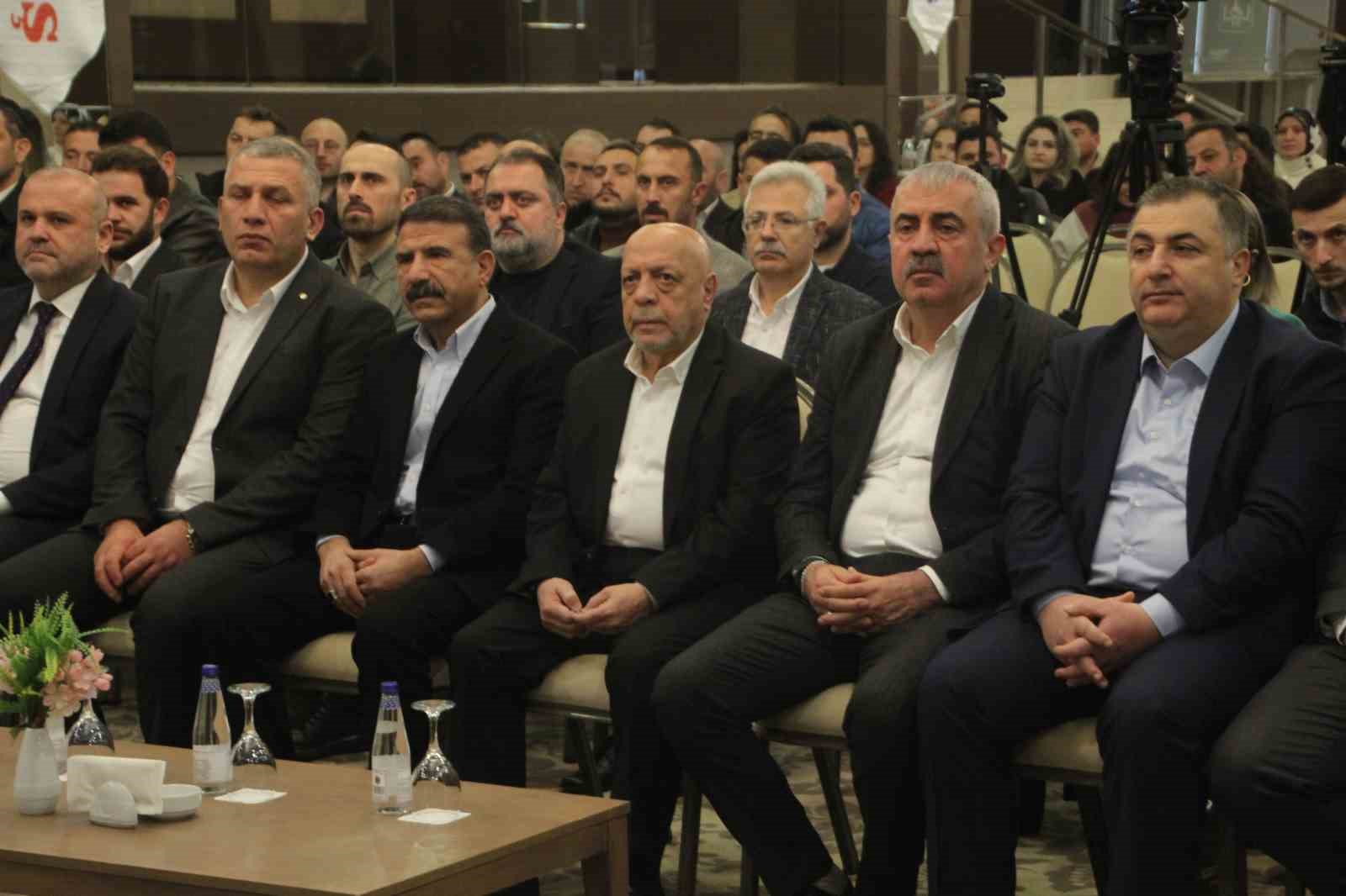 HAK-İŞ Genel Başkanı Arslan: "Ter&ouml;rs&uuml;z T&uuml;rkiye s&uuml;reci yeni ve &ccedil;ok daha avantajlı bir s&uuml;re&ccedil;"
