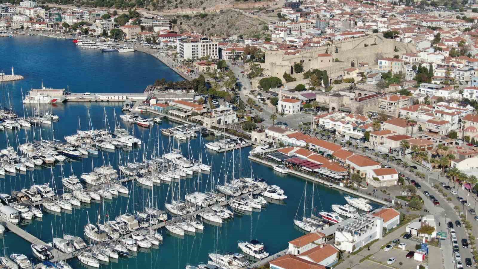 &Ccedil;eşme&rsquo;de yılbaşı &ouml;ncesi otellerde doluluk oranı y&uuml;zde 85&rsquo;e ulaştı
