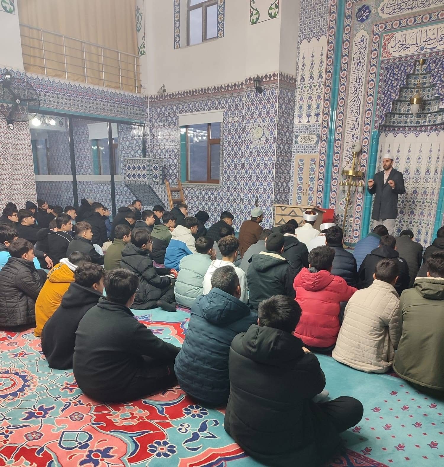 &Ccedil;ermik&rsquo;te cami-gen&ccedil;lik buluşması
