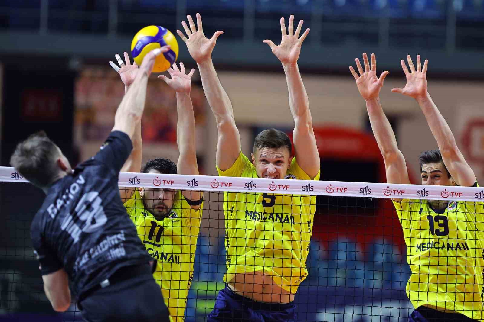 Efeler Ligi: Fenerbah&ccedil;e Medicana: 3 - Gebze Belediyesi: 1
