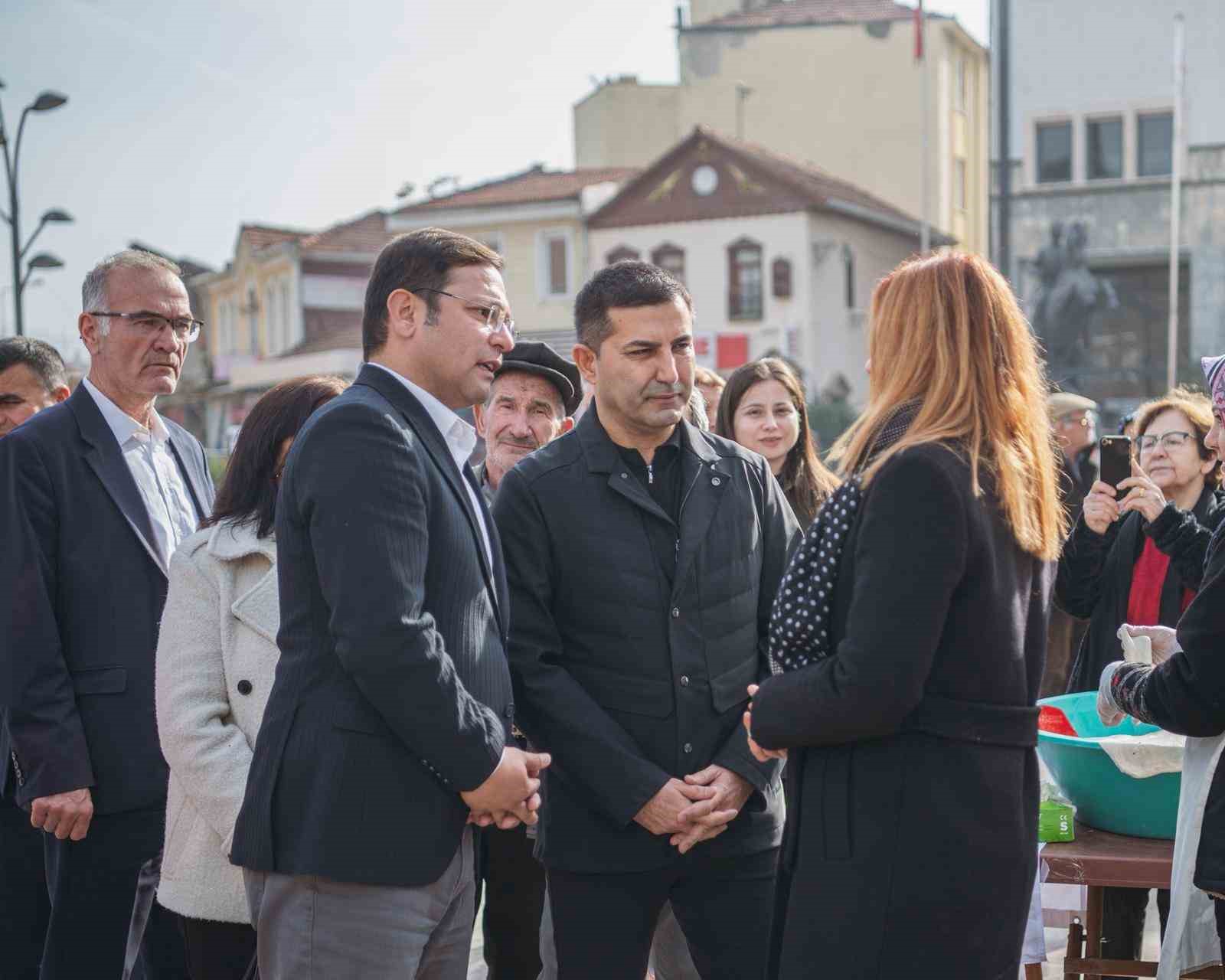 Başkan G&uuml;nel&rsquo;den Sındırgı&rsquo;ya dayanışma ziyareti
