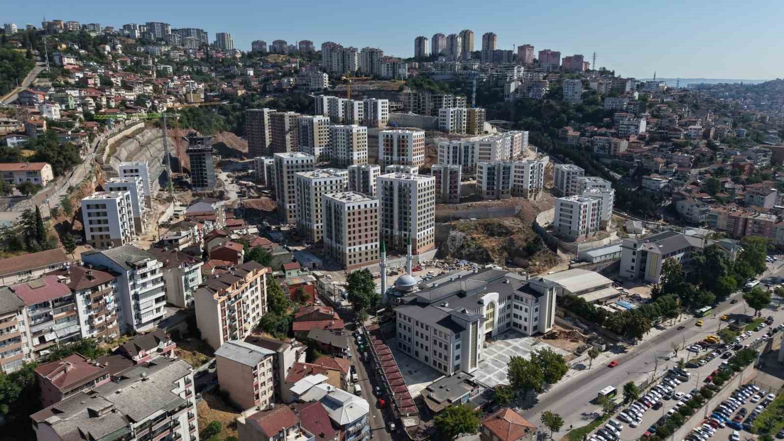 Cedit Kentsel D&ouml;n&uuml;ş&uuml;m Projesi&rsquo;nde kira yardımı sorunu &ccedil;&ouml;z&uuml;ld&uuml;
