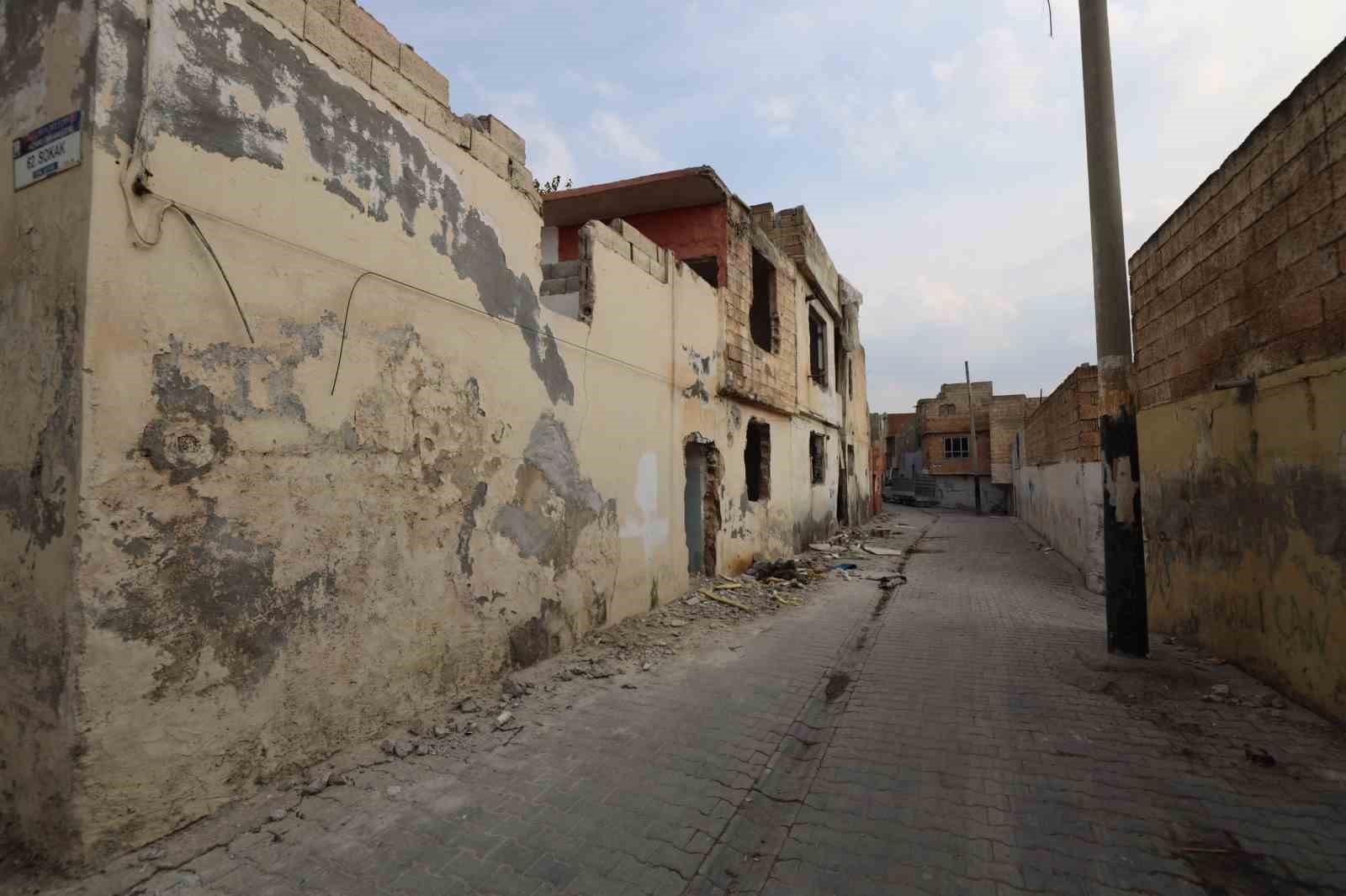 Şanlıurfa&rsquo;da kentsel d&ouml;n&uuml;ş&uuml;m &ccedil;alışmaları hızla s&uuml;r&uuml;yor
