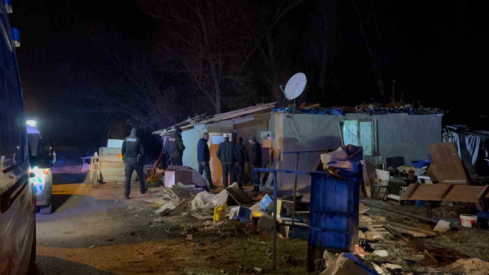 1 hafta &ouml;nce tanıştığı arkadaşı tarafından silahla vuruldu: 1 yaralı
