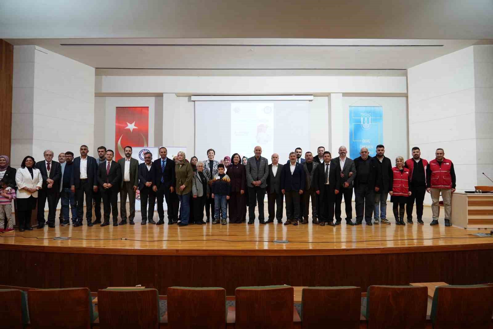 Muğla&rsquo;da "İletişim ailede başlar" konferansı ger&ccedil;ekleştirildi
