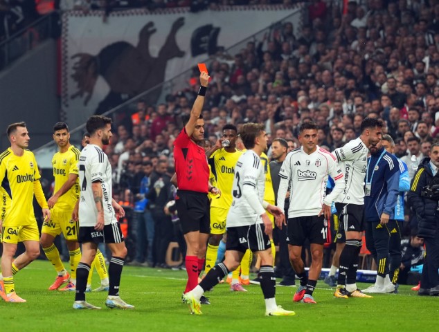 Beşiktaş&rsquo;ta ligin ilk yarısında en &ccedil;ok s&uuml;re alan Ndidi oldu