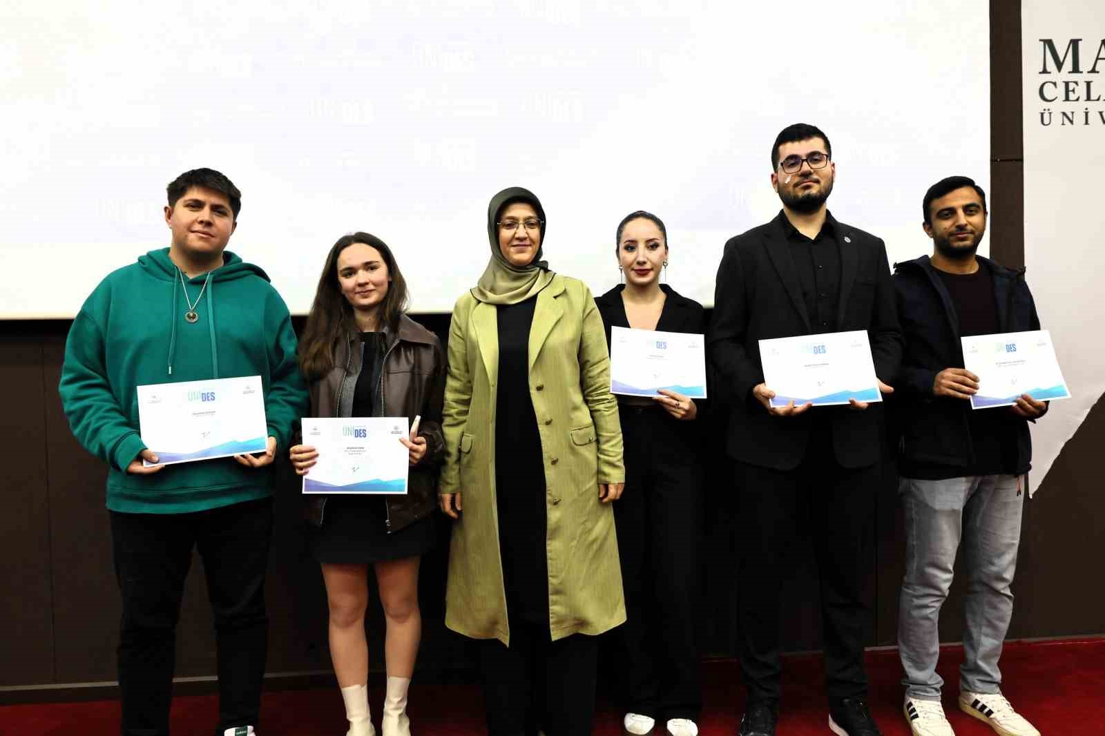 &Uuml;NİDES gen&ccedil;liğin &uuml;retim g&uuml;c&uuml;ne g&uuml;&ccedil; katıyor
