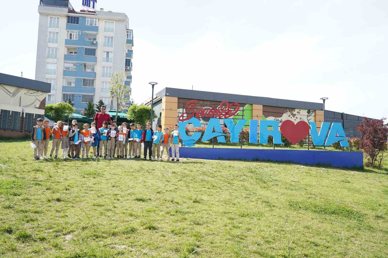 &Ccedil;ayırova&rsquo;daki k&uuml;t&uuml;phanelere 2025 yılında 91 bin ziyaret&ccedil;i
