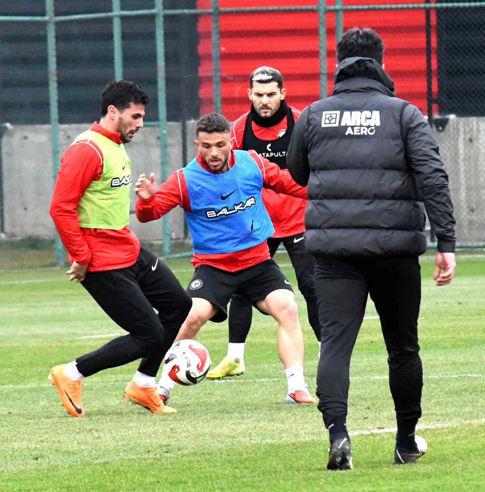 H&uuml;seyin Eroğlu: "Şu anki &ccedil;ıkışımızı son ma&ccedil;ta da devam ettirmek istiyoruz"
