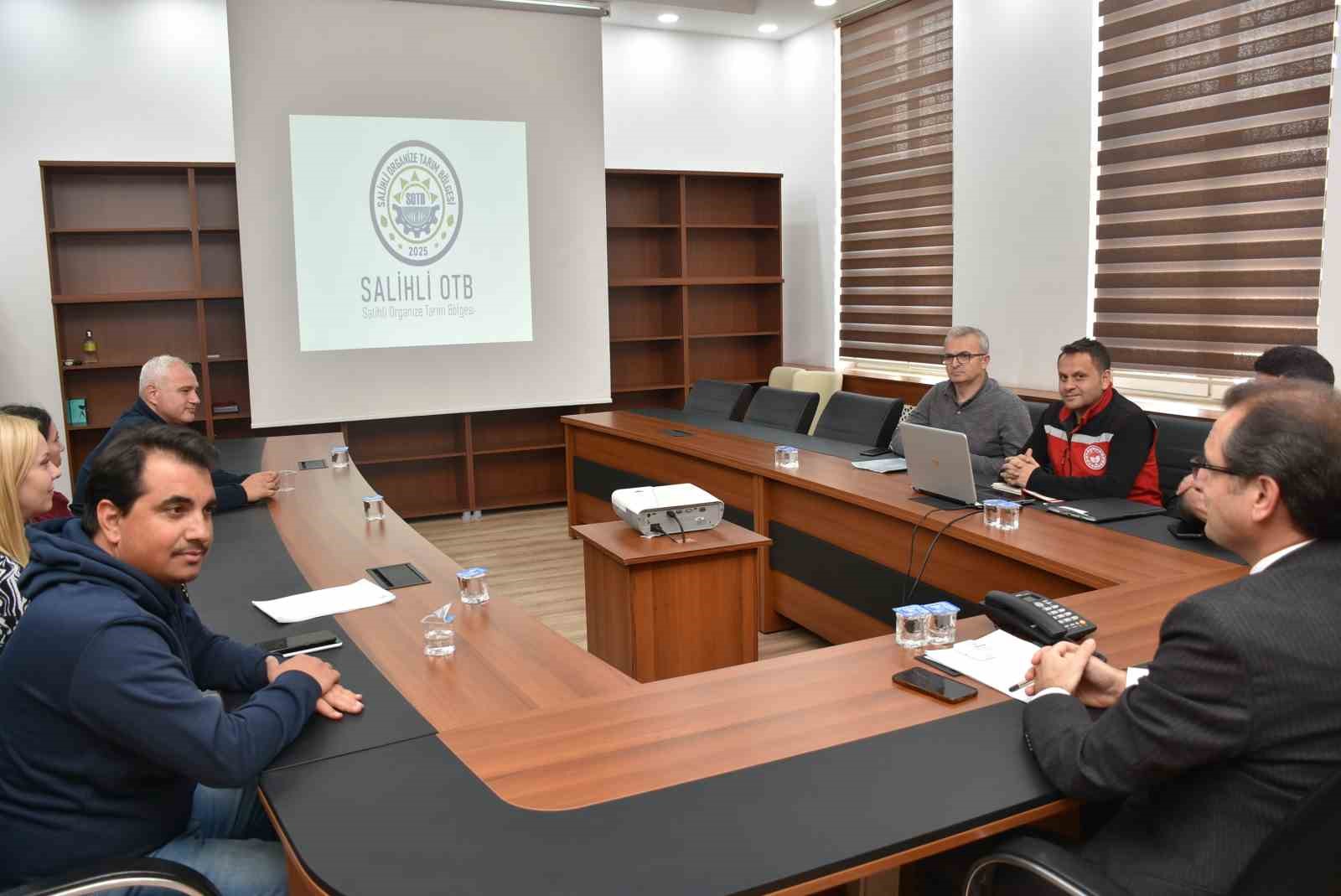 Salihli&rsquo;de organize tarım b&ouml;lgesi i&ccedil;in &ouml;nemli adım
