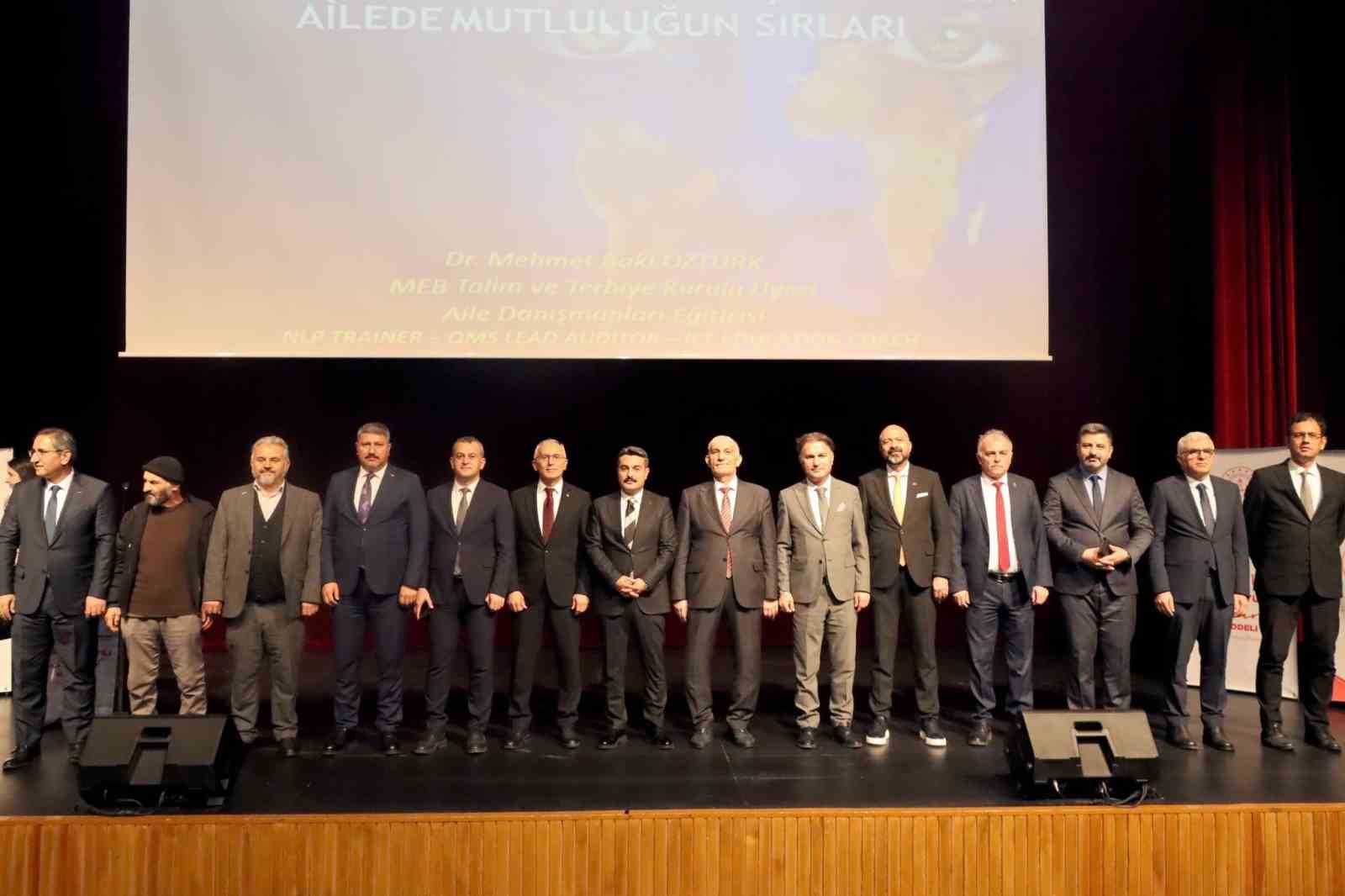 G&uuml;&ccedil;l&uuml; ailenin &ouml;nemi anlatıldı
