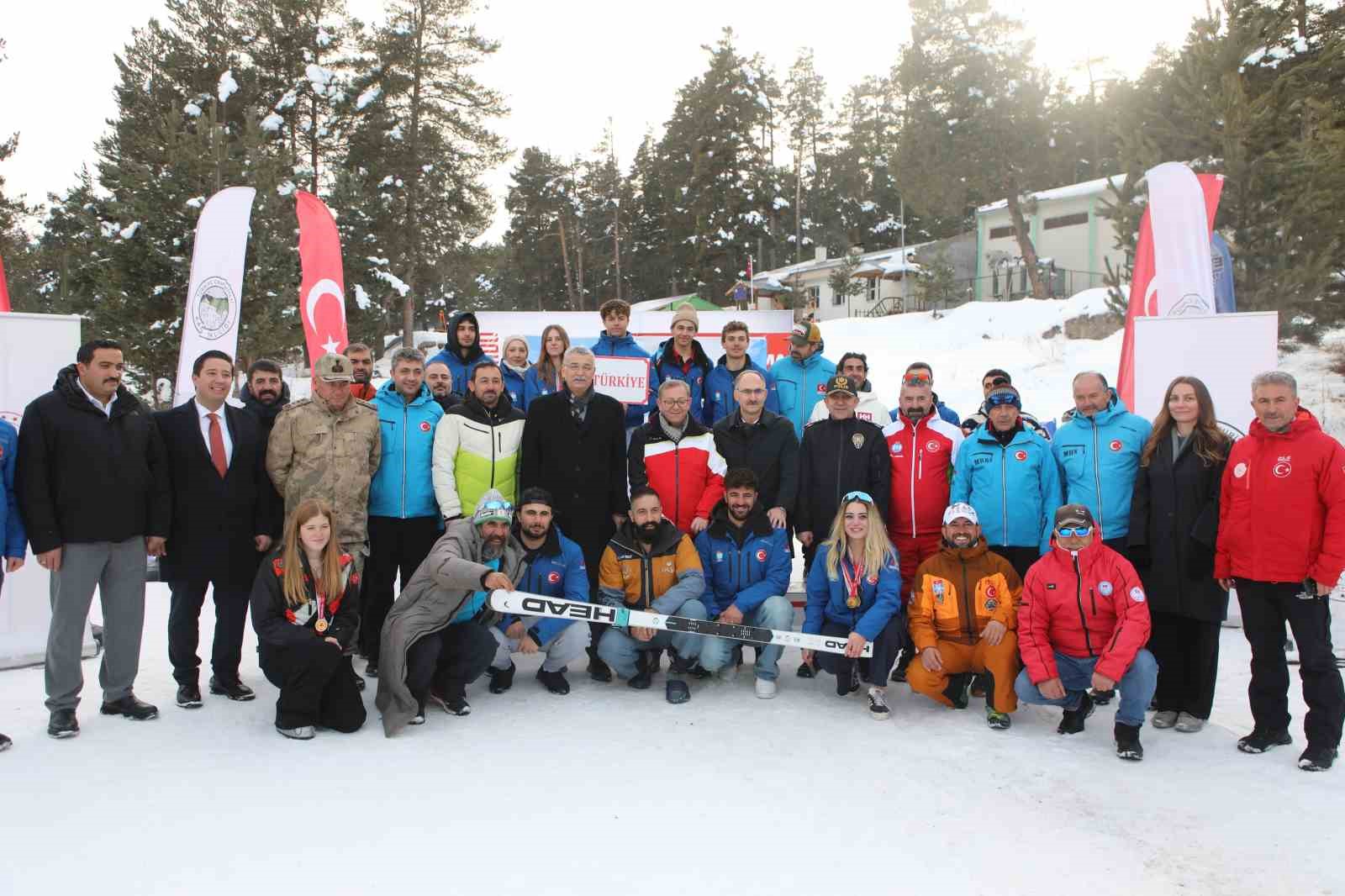 Sarıkamış&rsquo;ta FIS Cup yarışları sona erdi
