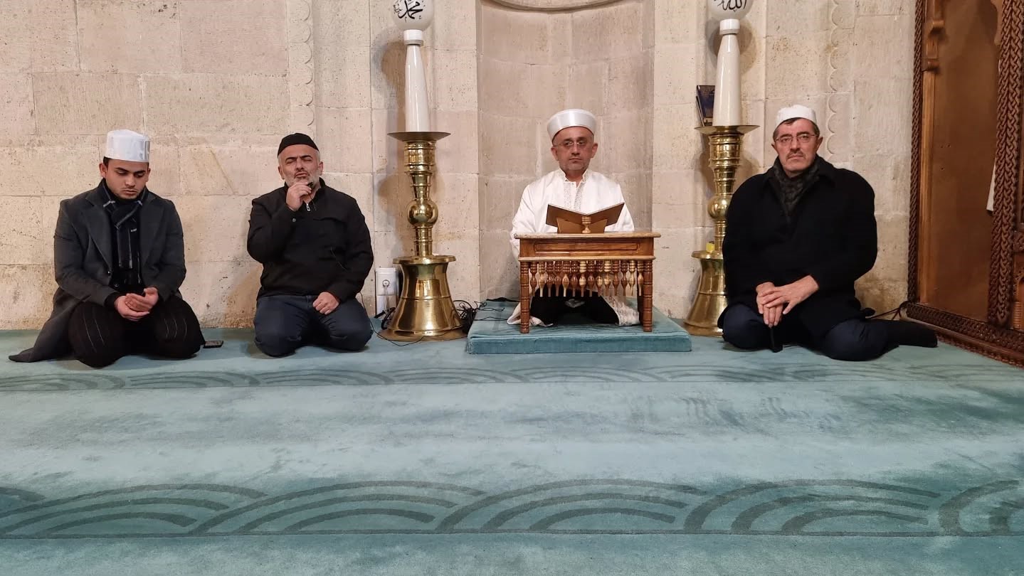 Bayburt&rsquo;ta Regaip Kandili coşkusu: Şehrin d&ouml;rt bir yanında manevi buluşma
