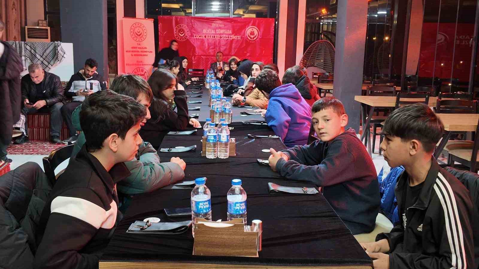 &Ccedil;ocuk Hakları Komitesi &uuml;yesi &ccedil;ocuklar etkinlikte bir araya geldi
