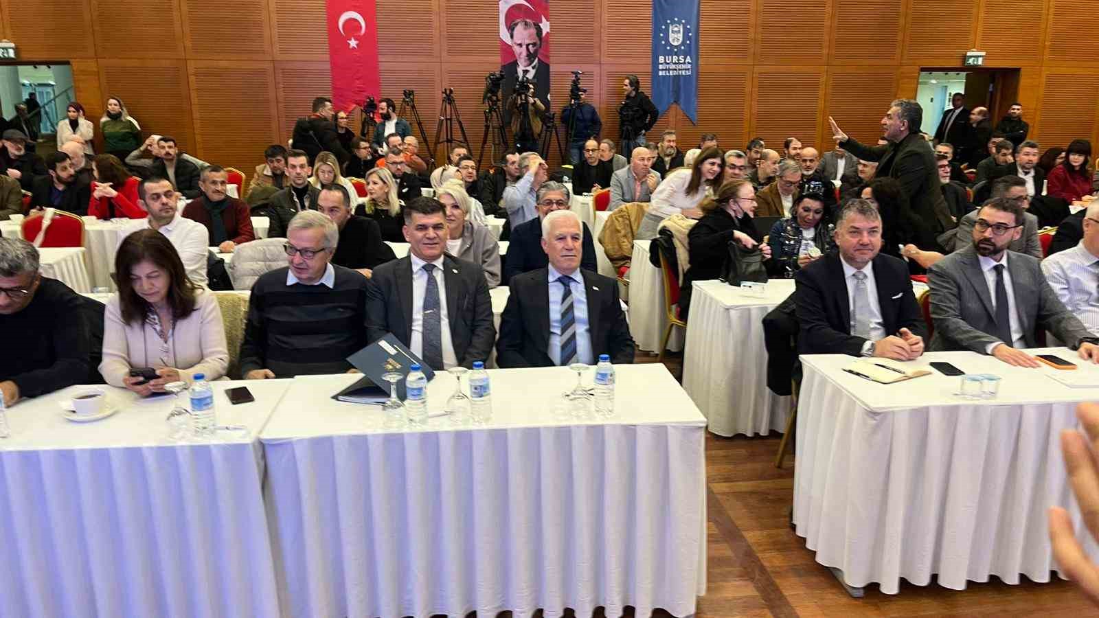 Başkan Bozbey Bursa B&uuml;y&uuml;kşehir Belediyesi&rsquo;nin g&uuml;ncel borcunu a&ccedil;ıkladı
