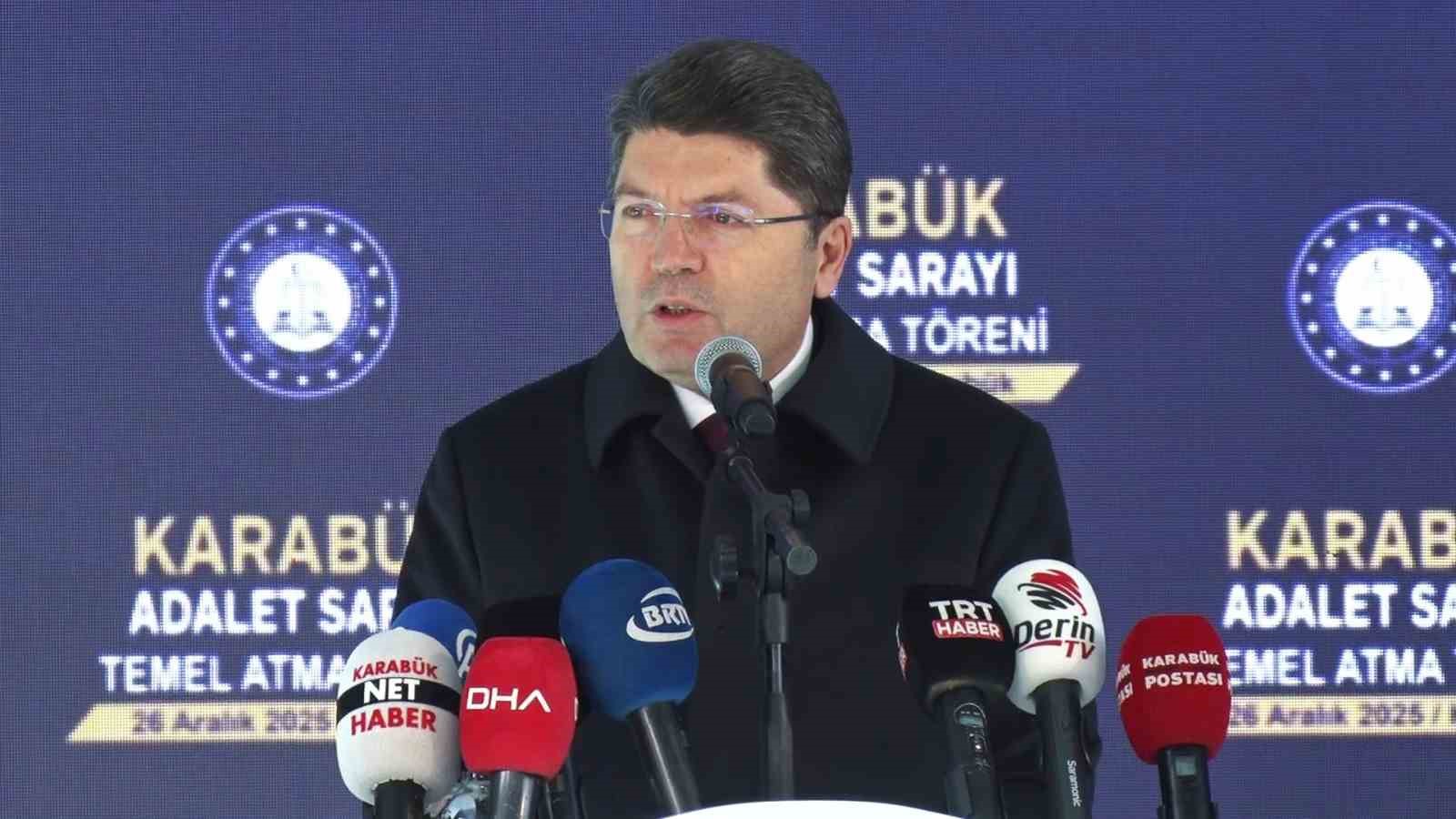 Bakan Tun&ccedil;: "Adaleti sadece k&ouml;hne binalardan kurtarmadık, darbecilerin ve vesayet&ccedil;ilerin kontrol&uuml;nden kurtardık"
