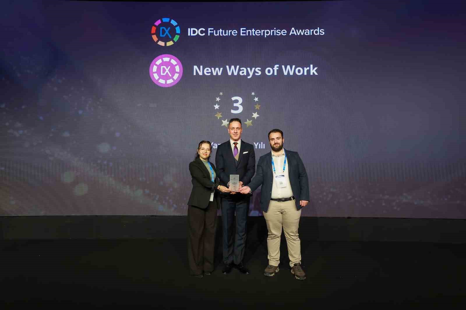 Yapay zeka vizyonu iki prestijli &ouml;d&uuml;lle ta&ccedil;landı
