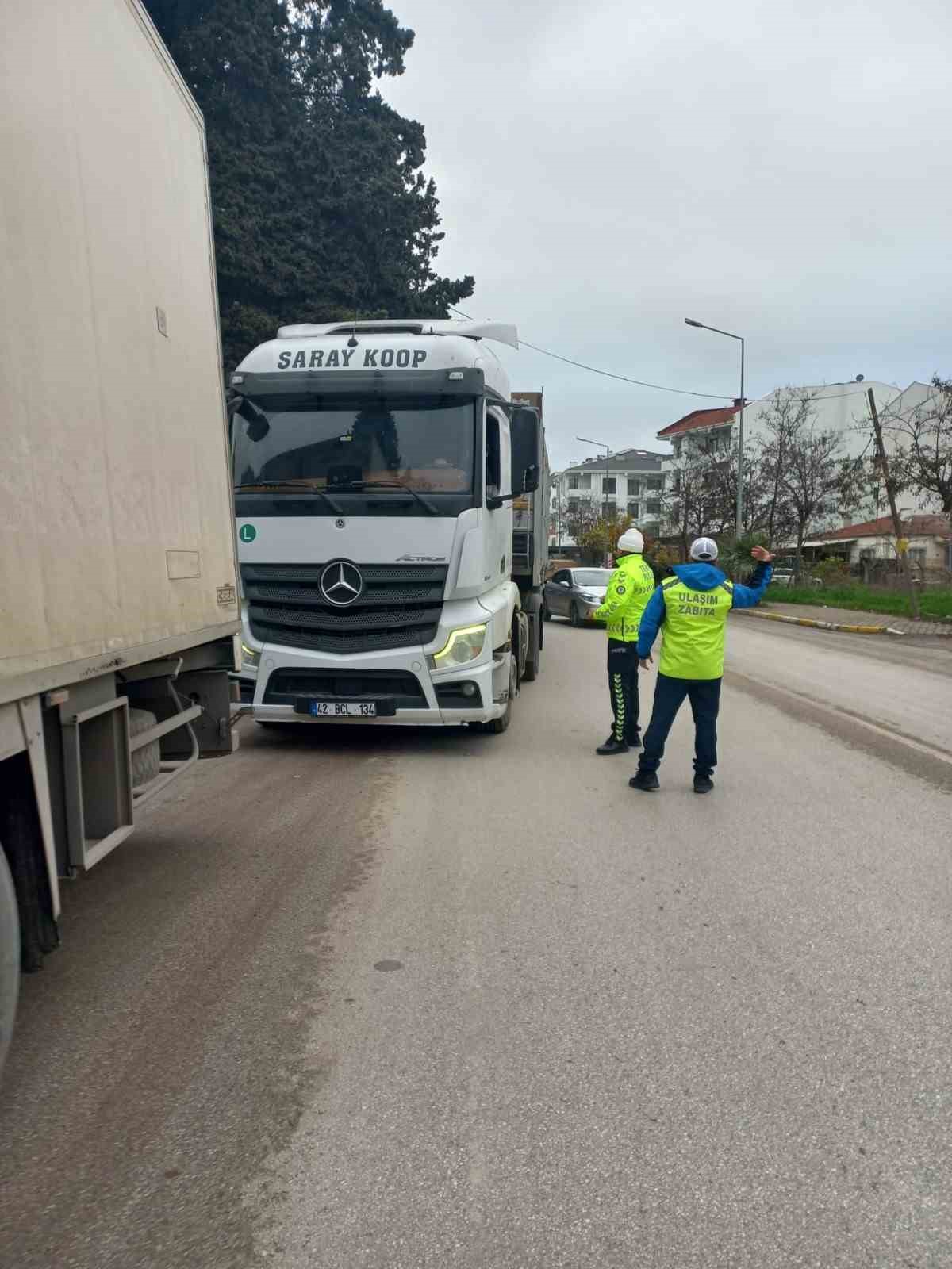 B&uuml;y&uuml;kşehir, ağır tonajlı ara&ccedil; denetimlerini s&uuml;rd&uuml;r&uuml;yor

