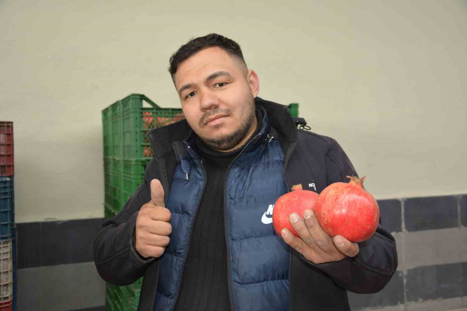 Korkuteli&rsquo;nden nar ihracatı başladı
