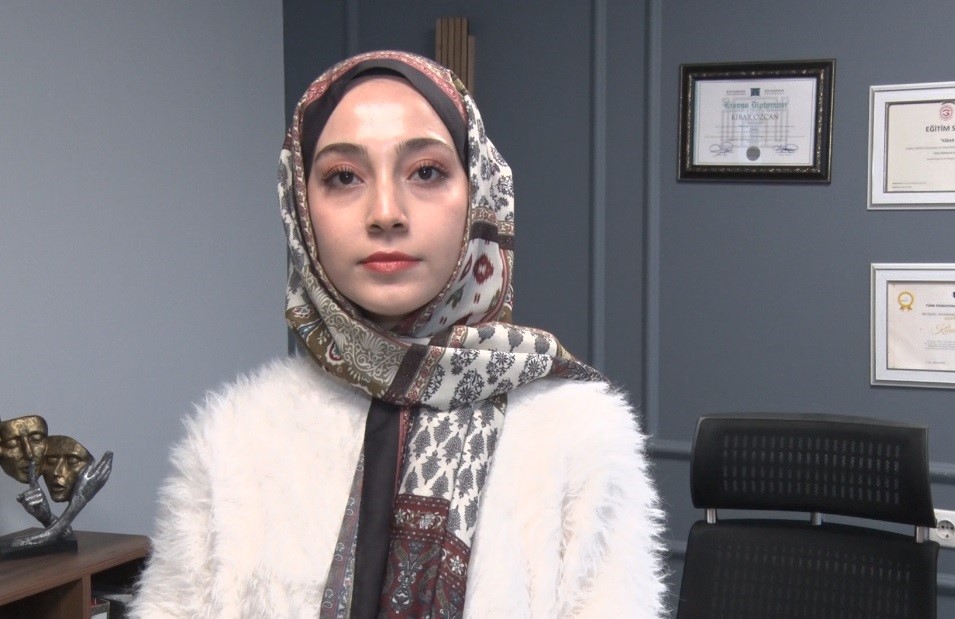 &Ccedil;ocukların dikkatini &ccedil;alan tehlike: Kısa videolar
