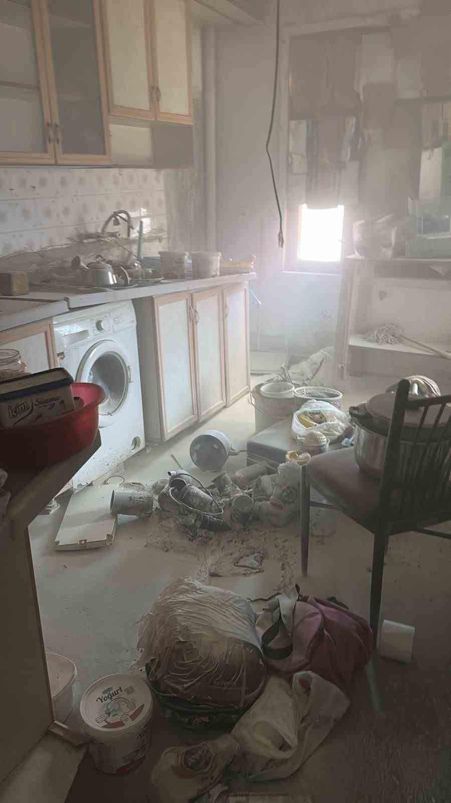 Silahla ateş edip yangın &ccedil;ıkardı
