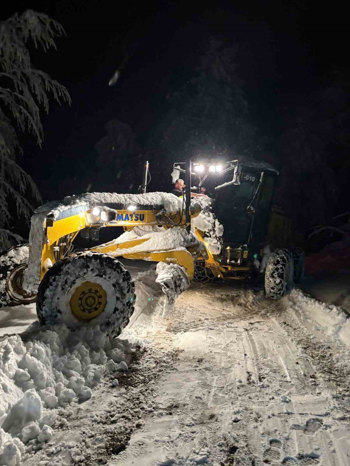 Rize’nin yüksek kesimlerinde kar kalınlığı 1 metreyi aştı