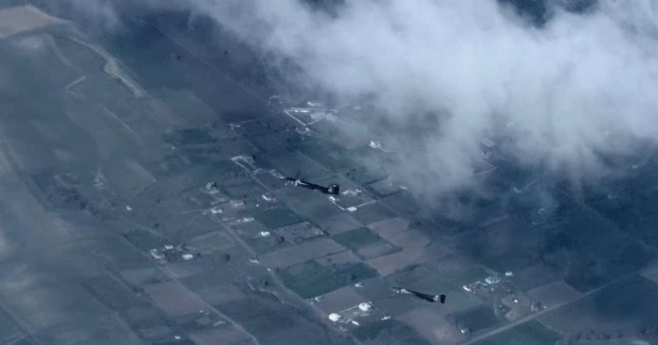 Bayraktar KIZILELMA&rsquo;dan akıllı filo otonomisi ile kol u&ccedil;uşu