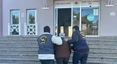 Jandarma tarafından Muğla&rsquo;da yapılan denetimde bir haftada 80 şahıs yakalandı
