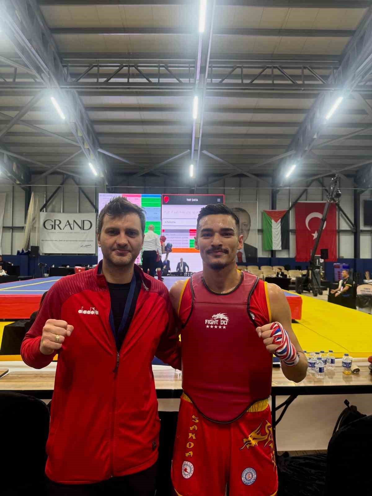 Niğdeli Sporcu Kutay Şimşek, Wushu Sanda Türkiye şampiyonu oldu