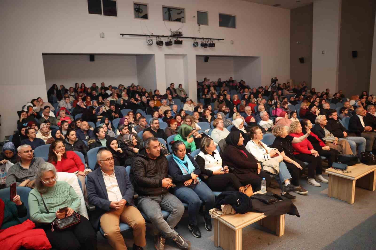 K&ouml;rfez&rsquo;de "En Baba Konser" etkinliği d&uuml;zenlendi
