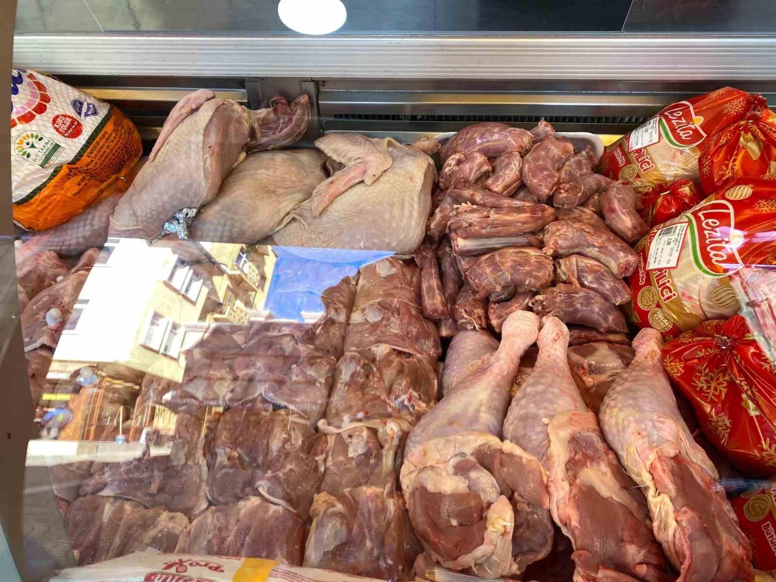 Hindi var, kaz var alıcı yok: Tezg&acirc;hlarda durgunluk
