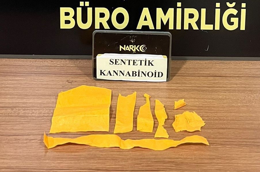 Kahramanmaraş&rsquo;ta uyuşturucu taciri 4 ş&uuml;pheli tutuklandı
