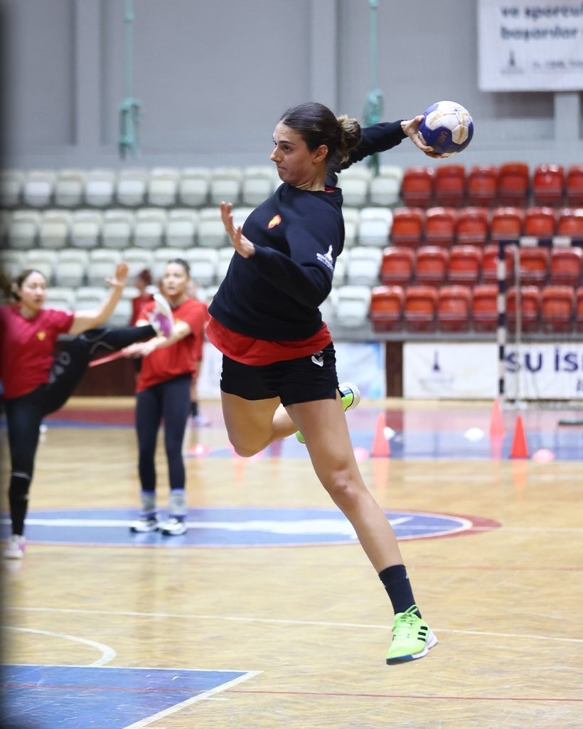 Göztepe, 100. yılında olimpik branşlarda başarıdan başarıya imza attı