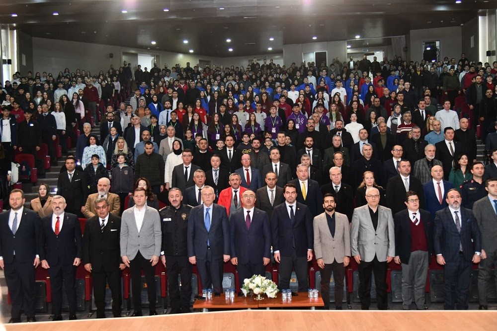 2025 Teknofest Finalistlerine &Ccedil;erkezk&ouml;y&rsquo;de &Ouml;d&uuml;l T&ouml;reni
