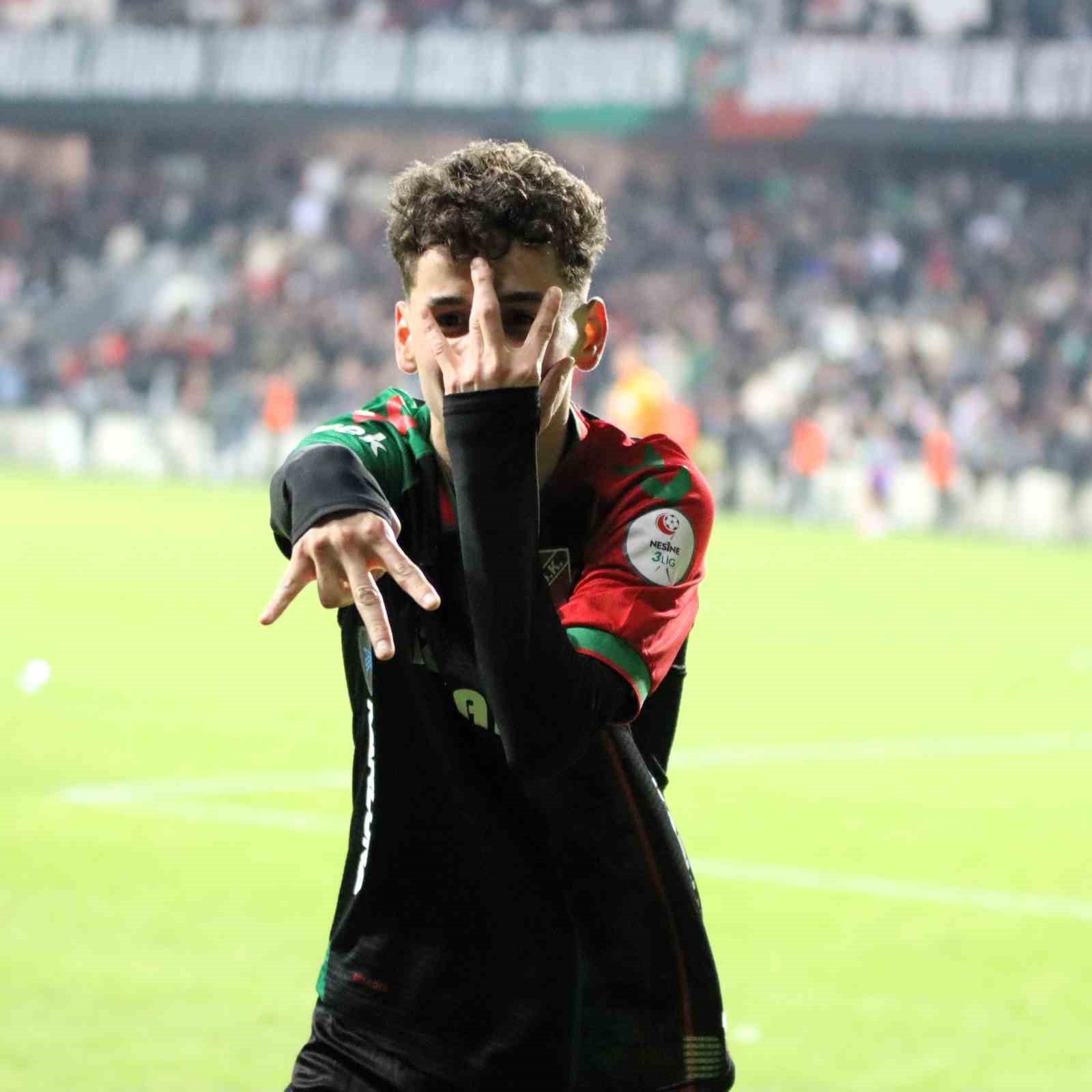 Karşıyakalı Adem Yeşilyurt’a milli davet