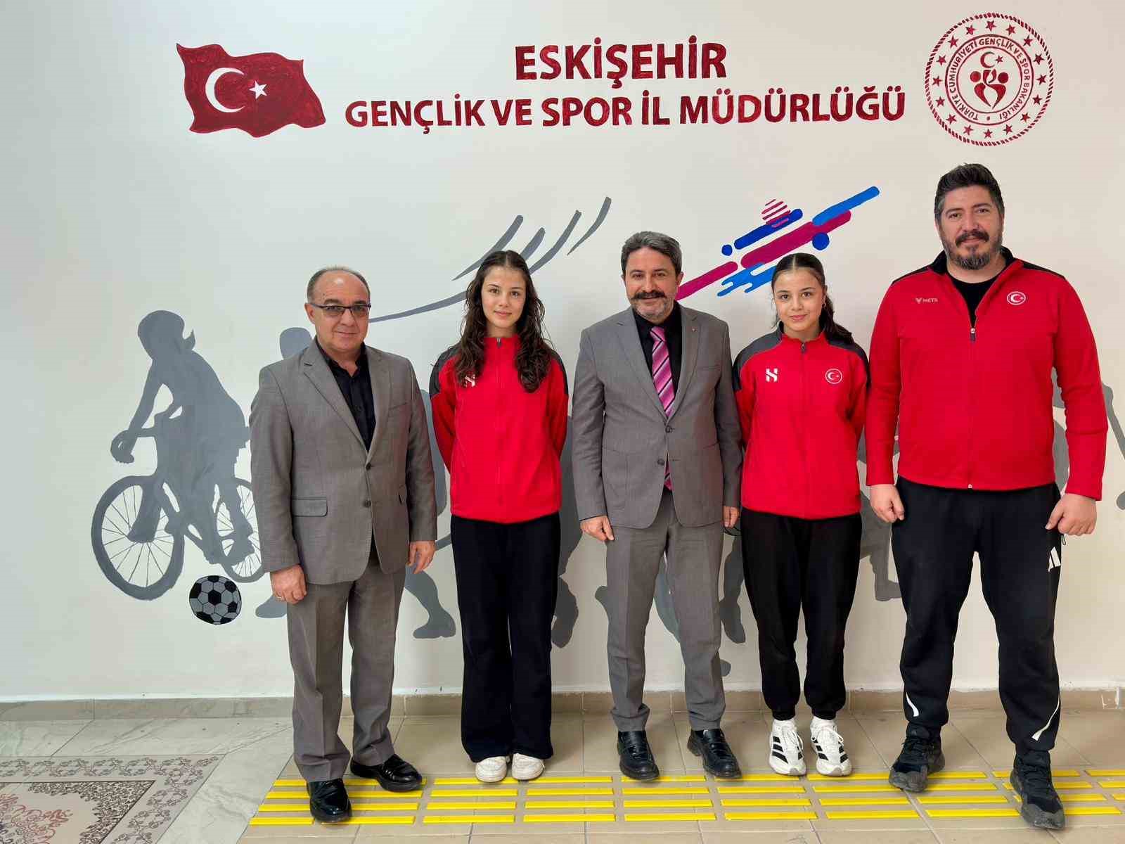 Eskişehirli milli sporcu ikizlerden Avrupa 3’üncüsü oldu