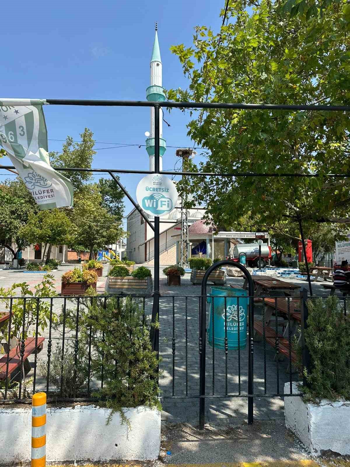 Nil&uuml;fer&rsquo;de &uuml;cretsiz internet noktası 40&rsquo;a ulaştı
