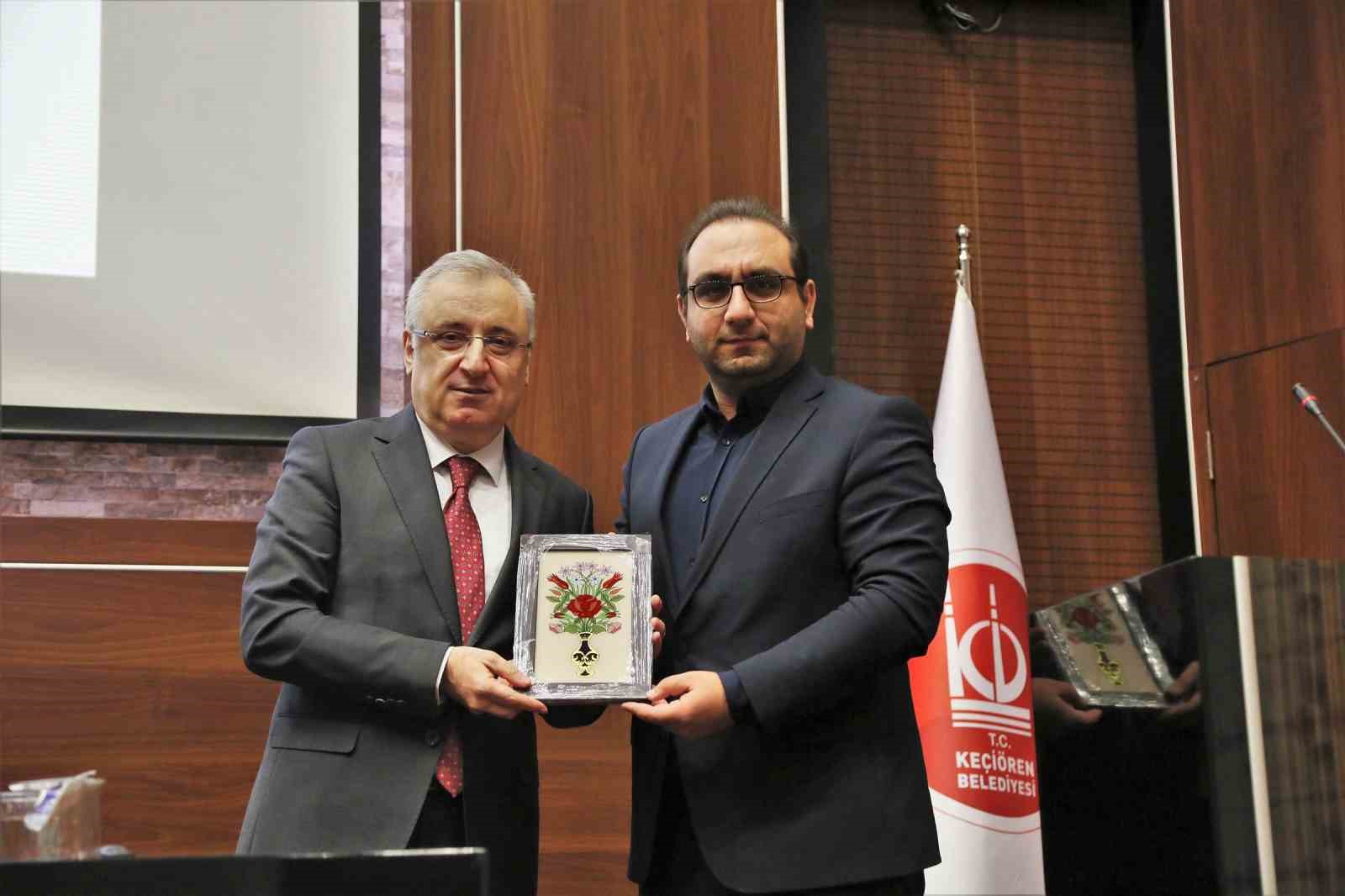 Ke&ccedil;i&ouml;ren Belediyesi y&ouml;neticilerine disiplin ve yetki devri eğitimi
